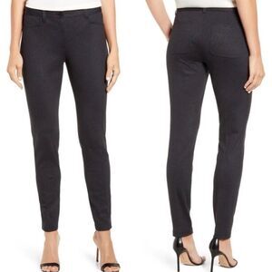 Anne Klein • Zip Fly Leggings